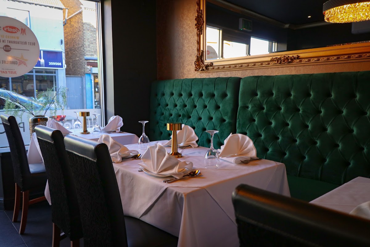 Deshi Spice Indian Restaurant